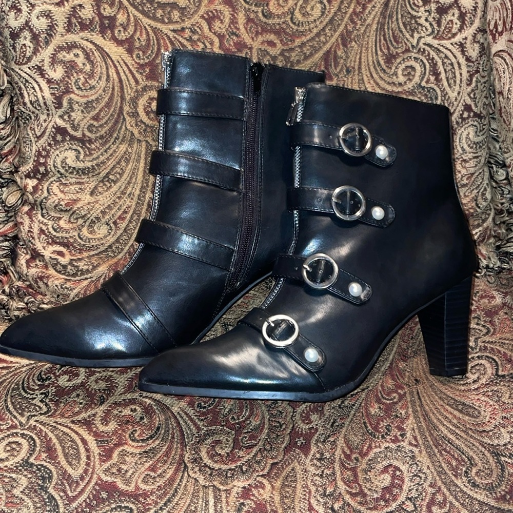 New Penny Loves Kenny heeled boots